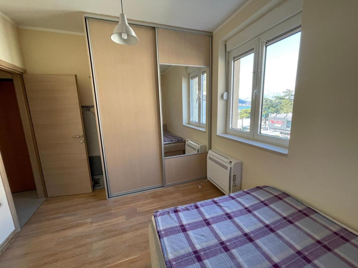 Downtown Apartment Cattaro Esterno foto